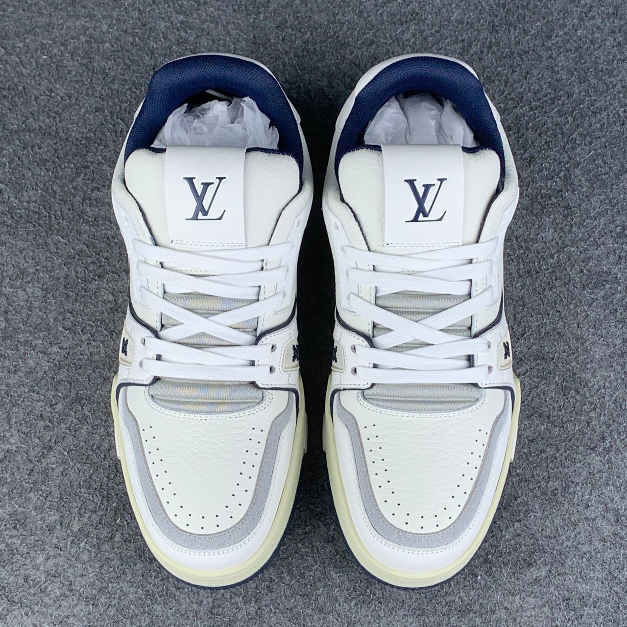 LV Trainer Low '#54 Signature 'White Marine'